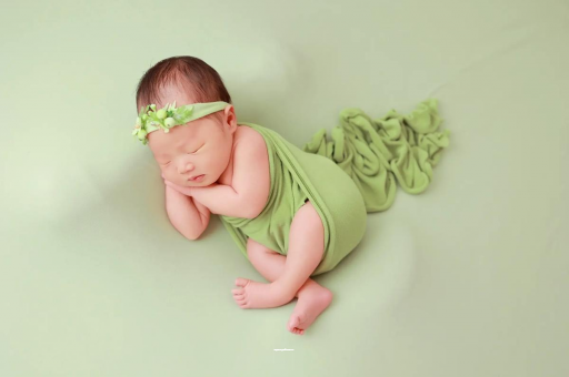 广州宝宝趴着睡是积食吗 广州宝宝趴着睡是积食吗